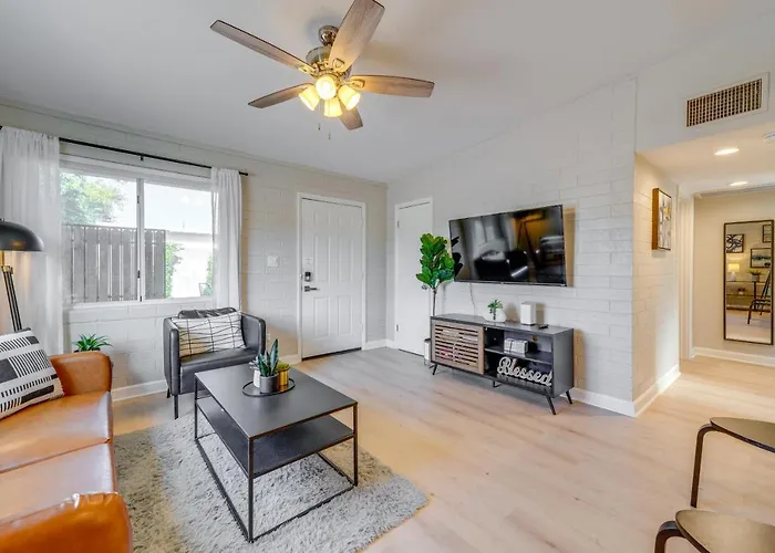 Asu Base! ~ 4 Mi To Old Town Scottsdale! Holiday home *